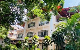 Ivy Pearl Houses Row House No 3